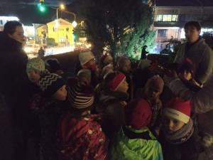 Prižig lučk,otroci (Foto MČC)